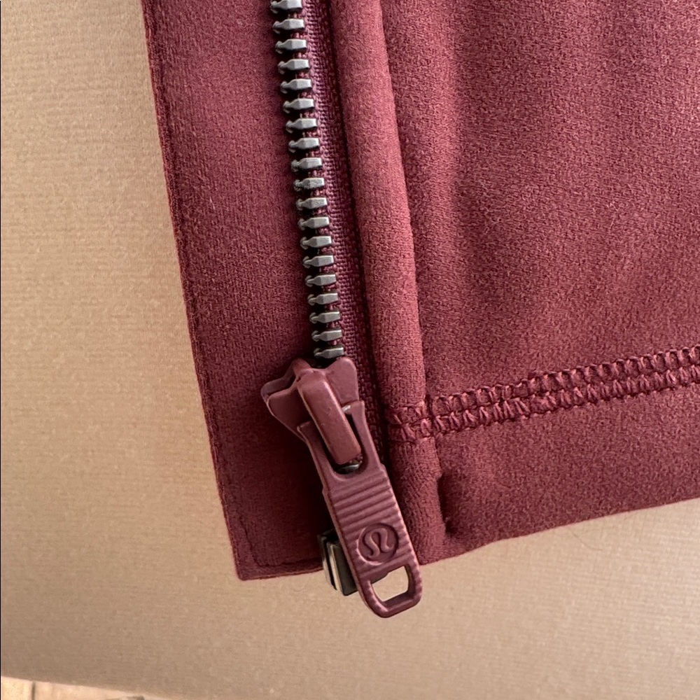Lululemon Define Hooded Jacket - Picture 10 of 15